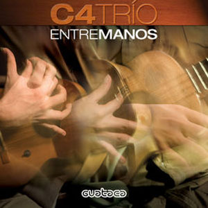Disco Entre Manos de C4 Trio