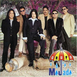 Disco Estás Aquí de Grupo Mojado