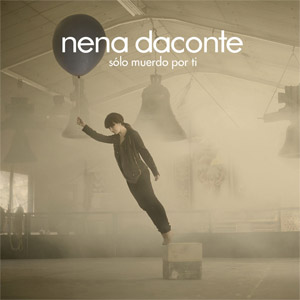 Disco Solo Muerdo Por Ti de Nena Daconte